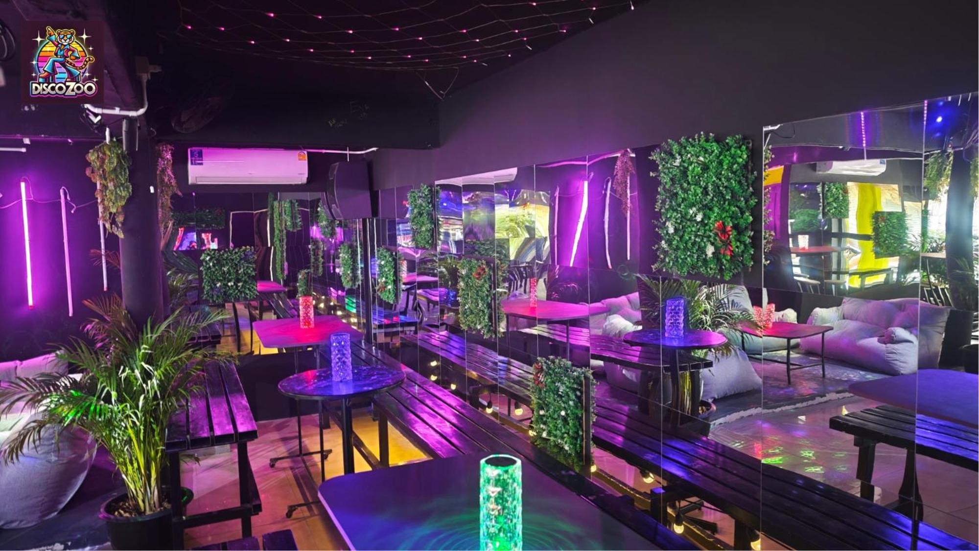 Disco Zoo Bar & Hostel ハード・リン エクステリア 写真
